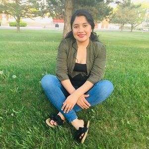 Meet your Posher, Damaris